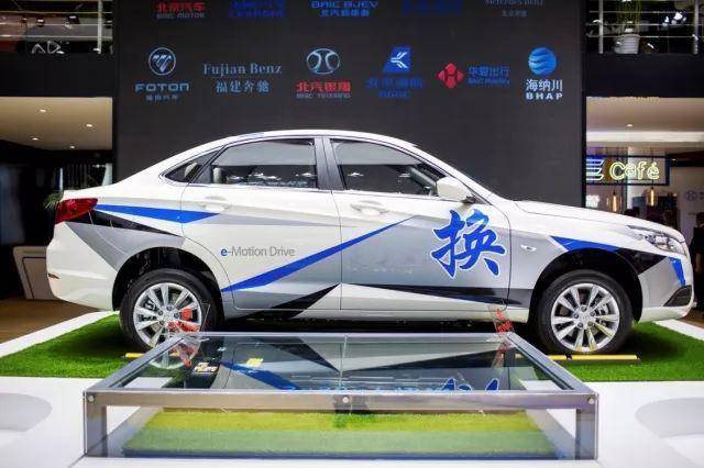 没充电桩或想充得更快电动汽车充电怎么破?